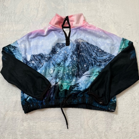 🎄 5/$25 Justice Colorful Mountain Print Pullover - Picture 1 of 4